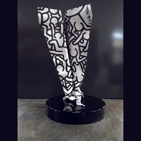 "Paper Plane Keith Haring" by AVA - Mind The Gap Label