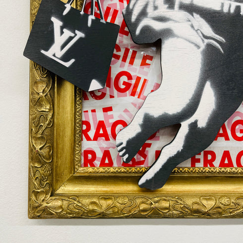 "Divine Shopping - Woodframe" by Sinao - Mind The Gap Label