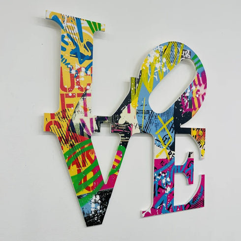 "LOVE" by Aiiroh - Mind The Gap Label
