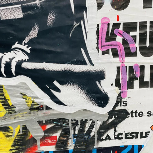 "Peace is Watching" by Aiiroh x SINAO - Mind The Gap Label