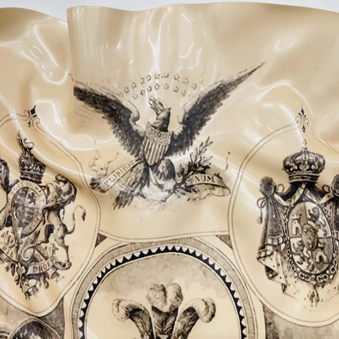 "Louis Vuiton London - Paris" by Soyz Bank - Mind The Gap Label