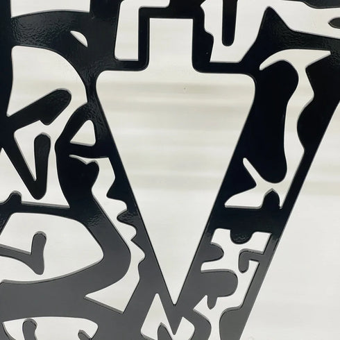 "Cut Out GIANT LOVE " by Aiiroh - Mind The Gap Label